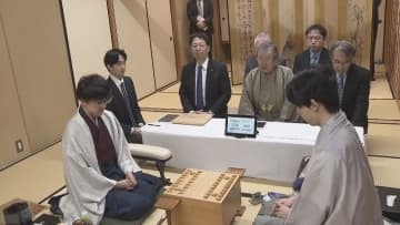 藤井聡太七冠3連覇なるか　王座戦 五番勝負 第５局　山梨・甲府市