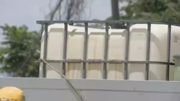 トラックから運搬中の廃油漏れ出る　危険性無し　撤去作業は完了　名古屋・港区