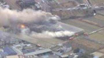 【速報】「黒煙が出ている。爆発音がする」　みよし市の建物で火事　けが人などの有無は不明