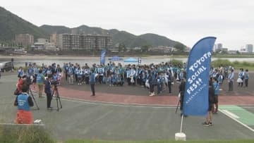 岐阜市　長良川の清流を守ろうと清掃活動　アユの稚魚も放流