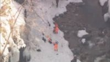 氷の下敷きに　アイスクライミングをしていた男性が死亡　岐阜・下呂市
