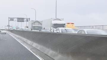 【速報】名古屋高速で車8台が絡む事故　鳥見町出口―庄内通入口が通行止め　50代女性がけが