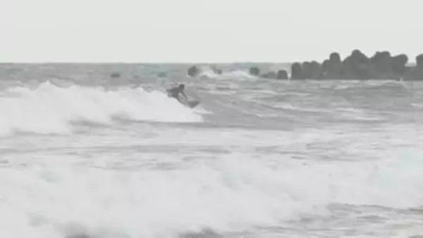 サーフィン中に溺れ男性死亡　約2キロ離れた海岸でも2日前に死亡事故　愛知・田原市