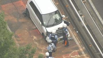 国道１９号を軽乗用車が逆走か　衝突事故で４人搬送２人重傷　愛知・春日井市
