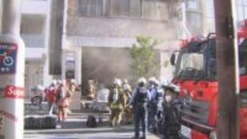 名古屋・中区の繁華街のビルで火事　けが人なし