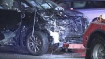 名古屋・西区　車が衝突する事故で１台が横転　女児含む３人がケガ