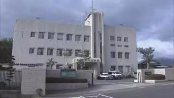 夫婦で登山し下山中　夫（70）が滑落し死亡　三重・いなべ市の鞍掛峠