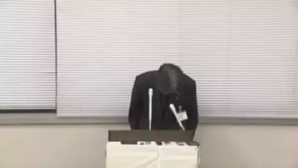 「飲酒で気が緩んでしまった」ビールなど約2リットル飲んだ状態で運転しコンビニ看板などに接触…　小学校教諭を懲戒免職　三重・松阪市