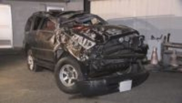 東海環状自動車道で乗用車が横転し女性死亡　３人重軽傷　愛知・瀬戸市