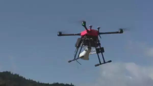ドローンによるクマの追い払い　犬の鳴き声や花火も　岐阜・中津川市