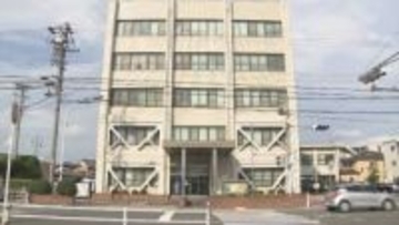 「弁護士と相談するまでは話しません」　SNSで知り合った少女に性的暴行か　私立学校教員の男を逮捕