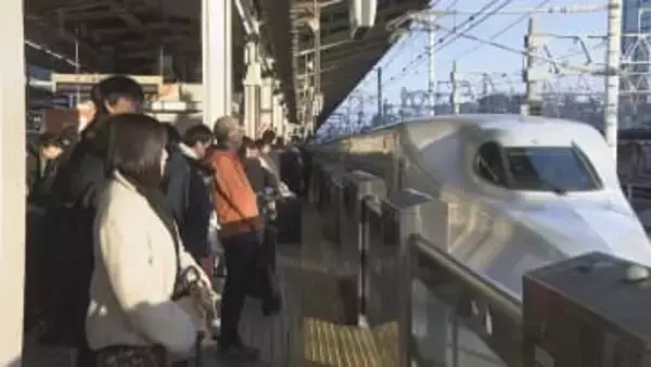 Ｕターンラッシュがピーク　東海道新幹線“ほぼ満席”　セントレアも混雑