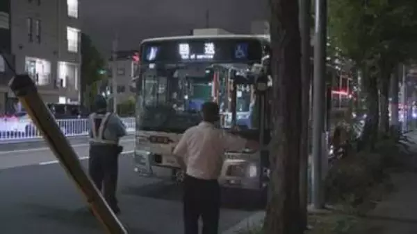 名古屋市営バスと軽ワゴン車が衝突　3人搬送　名古屋・東区