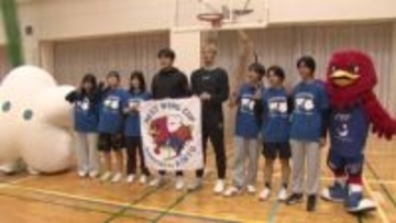 「ファイティングイーグルス名古屋」が一宮商業高校、一般企業と共にミニバスケットボール大会を開催