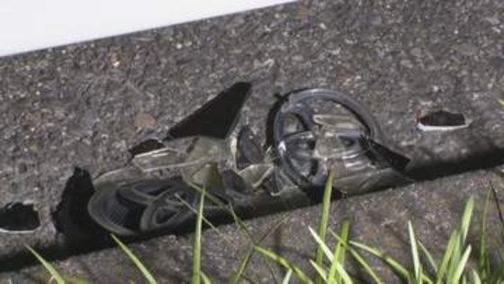 自転車の女性重体 信号無視の車にはねられる　名古屋・港区