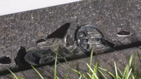 自転車の女性重体 信号無視の車にはねられる　名古屋・港区