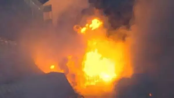 「爆発音がする」 倉庫で火災　複数建物に延焼　約9時間で鎮火　愛知・みよし市