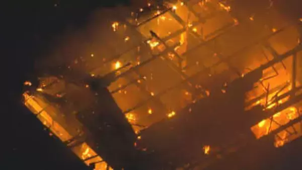 「こたつに入ってテレビを見ていたら、こたつから火花がでた」　住宅などが全焼する火事　愛知・尾張旭市