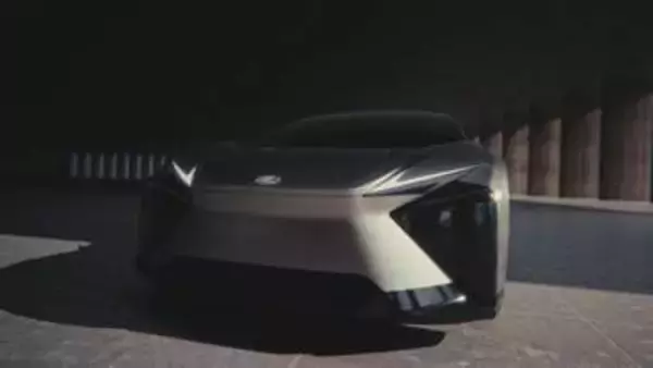 「レクサス」の次世代電気自動車「LF-ZC」の開発を中止　トヨタ自動車