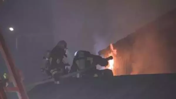 住宅が全焼する火事　夫婦とみられる2人死亡　名古屋・中川区
