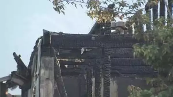 垂井町の住宅で火事　焼け跡から2人の遺体が見つかる
