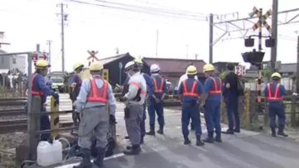 JR東海道線の踏切で軽トラックと列車の事故　軽トラックの男性が死亡　愛知・稲沢市