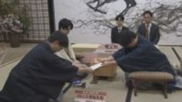 藤井六冠に佐々木八段が挑む　竜王戦第4局１日目が終了