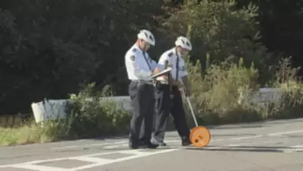 幼稚園バスとトラックが衝突　園児含む17人搬送　岐阜・笠松町