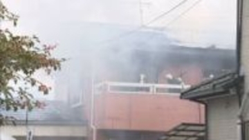 木造2階建ての住宅が全焼「2階から黒煙が出ている」　愛知・岡崎市