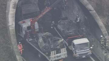 【新名神6人死亡事故】女の初公判終え遺族がコメント「私たちにとってとても大切なかけがえのない夫であり、父でした」「携帯を『注視』どころか『凝視』したために発生したものであることが明らか」