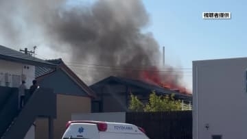 発電機から出火か　豊川市の住宅で火事　けが人なし（１０月２７日午後３時４０分）
