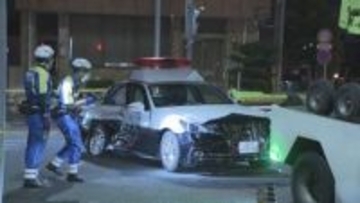 緊急走行中のパトカーと乗用車が衝突　警察官ら3人けが　名古屋・中村区