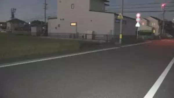 下校中の小学生がバスと接触　路側帯を後ろ向きに歩いていたか　岐阜市