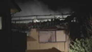 木造２階建て住宅で火災　住人の男性が病院に搬送　三重・松阪市