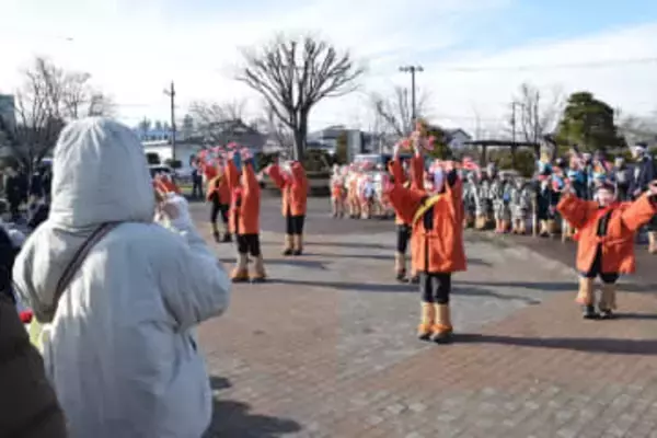 今年の無病息災を祈願　八戸・湊高台地区で「どんと祭り」