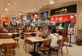 八食センター味横丁がリニューアル　フードコート形式、新店舗も