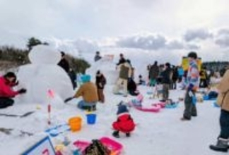 「全然、寒くない」雪上で元気いっぱい　十和田で駒っこランド冬まつり