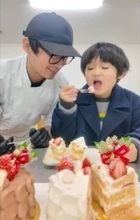 “ゴボウとチョコ”魅惑のコラボ　東北町産品ふんだんクリスマスケーキいかが