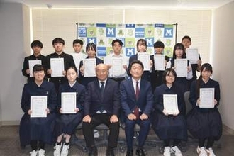 三沢高生14人が弘前大の単位取得　公開講座をオンライン受講