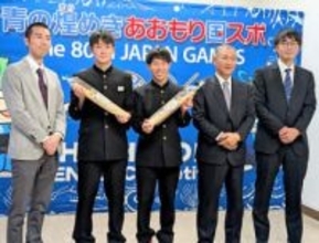 「粘り強く諦めず」特産ナガイモ寄贈　JA十和田おいらせ、七戸中の受験生に