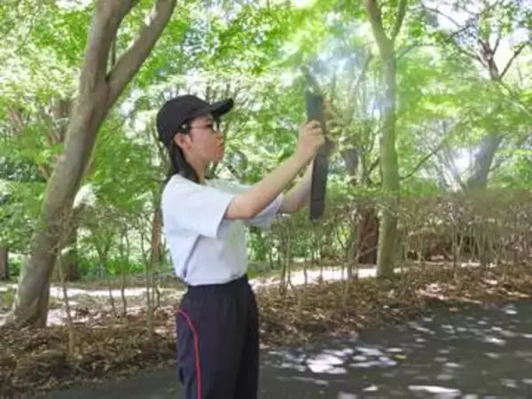 身近なことから発見を　百石高生がフィールドウォーク
