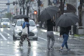 大気不安定、八戸市内で激しい雷雨