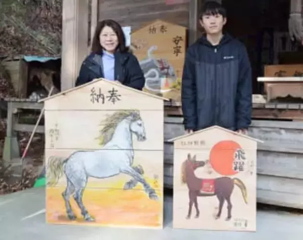 画家大嶌さんら熊野神社に大絵馬奉納　「飛躍」の思い込める／八戸