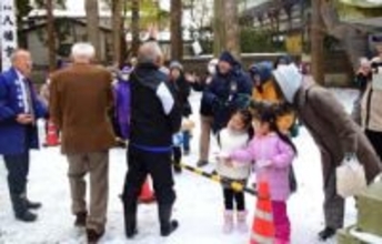 「福は内、鬼は外」豆まきで無病息災願い　おいらせ・八幡宮で節分祭