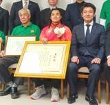 「「5冠と世界新目指す」　デフ陸上リレー金・佐々木琢磨さんに青森県民栄誉賞授与」の画像1