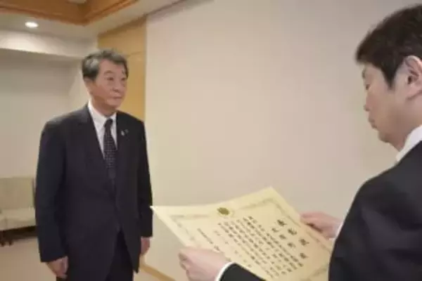 青森県内最長、交通死ゼロ17年　大間町に知事表彰　