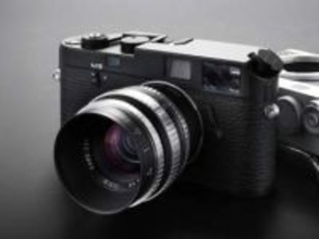 Angenieuxの銘玉を復刻した「M 50mm f/1.5 Z21」にマットブラックが追加