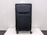 「カメラマンのためのスーツケース「FRAME-ONE」が発売予定　三脚・スタンドなど長尺物を収納可能　簡易ドリー撮影も」の画像1