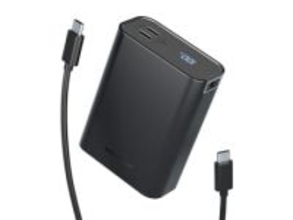 2万mAhで世界最小のモバイルバッテリー　名刺サイズで最大出力45W