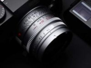 1990年代希少モデルがモチーフのライカM用レンズ「LIGHT LENS LAB M 35mm f/1.4 A.A.」